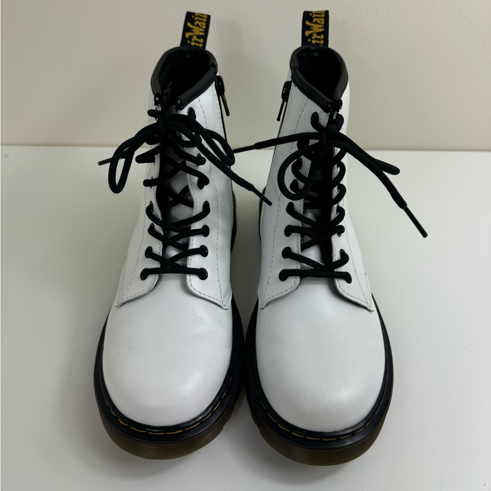 Dr. Martens White Combat Boots Zavala  Youth Size‎ 5